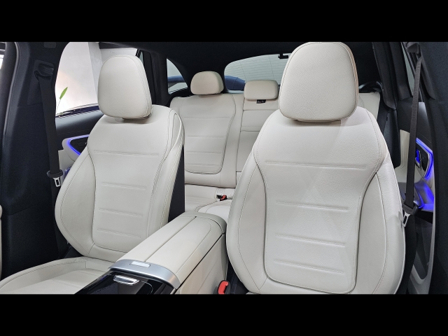 メルセデスベンツＧＬＣ２２０ｄ４マチック