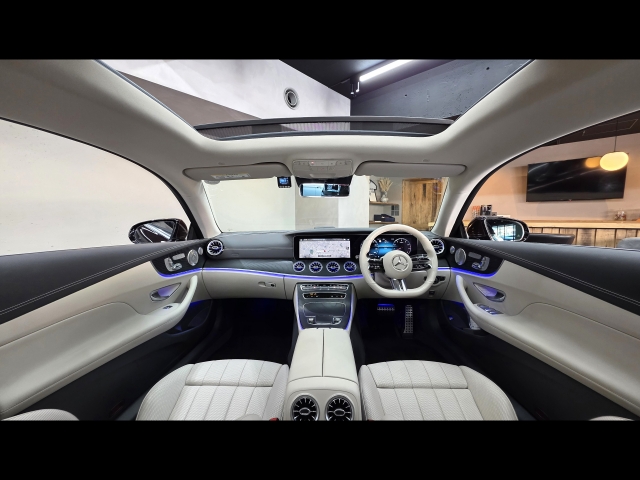 メルセデスベンツＥ４５０４Ｍクーペスポーツ